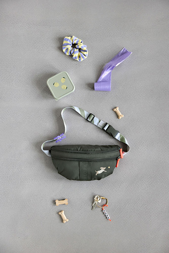 PALOPA Torebka nerka na smakołyki dla psa mini Enja dark olive