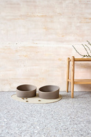 PALOPA Mata pod miskę dla psa Loua granule taupe